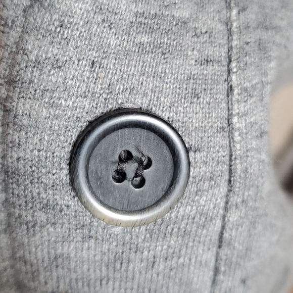 H&M Cardigan in Gray - Picture 3 of 3